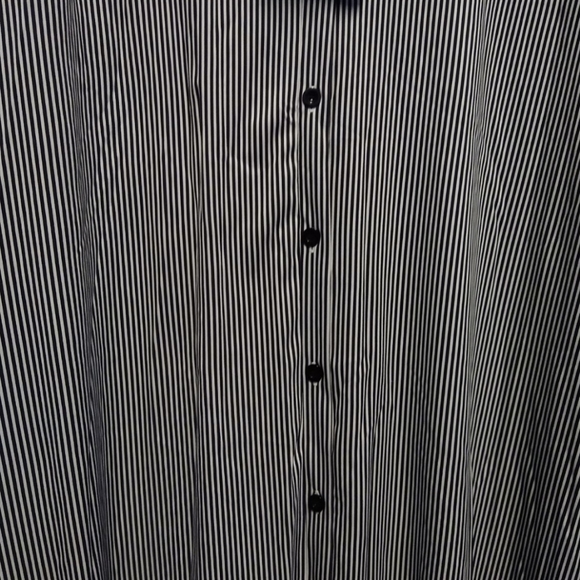 Pin Stiped Maxi Dress size 2X front pockets, stretches - Picture 7 of 10